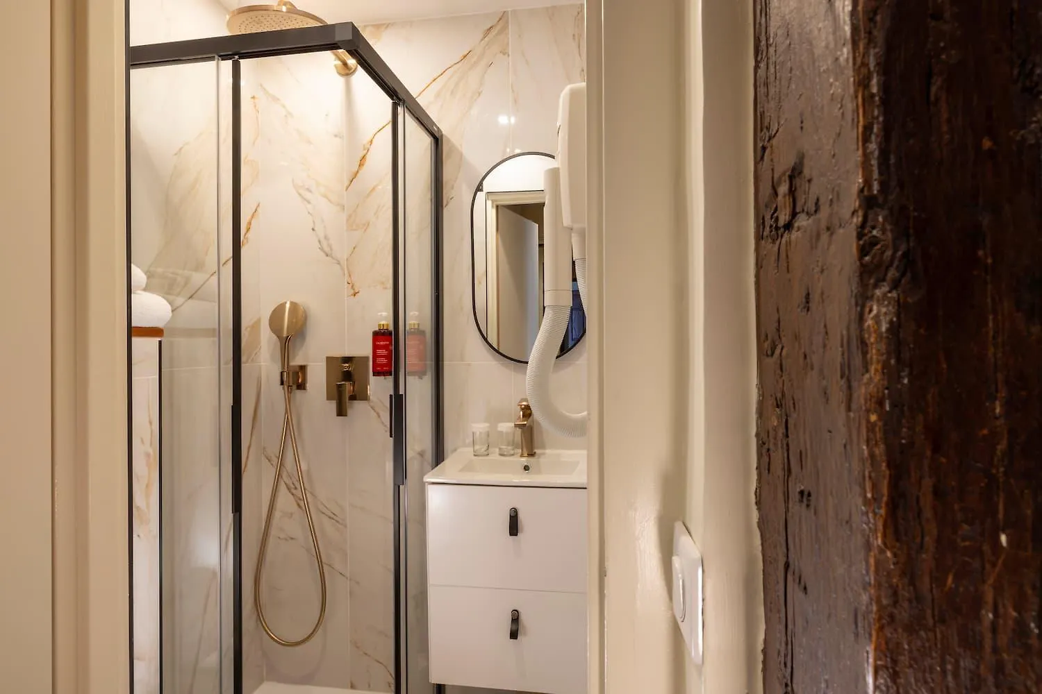 Des Marronniers Hotel 3*
